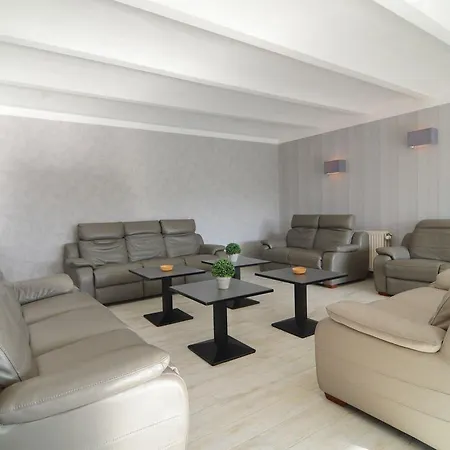 Chateau Crawhez 別荘 *