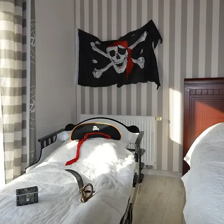 Holiday home Chateau Crawhez *
