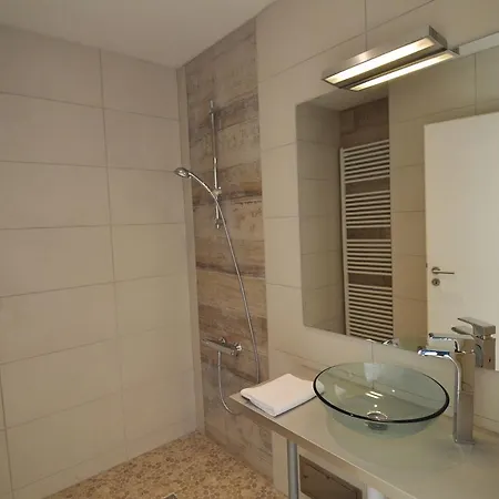 Chateau Crawhez Thimister